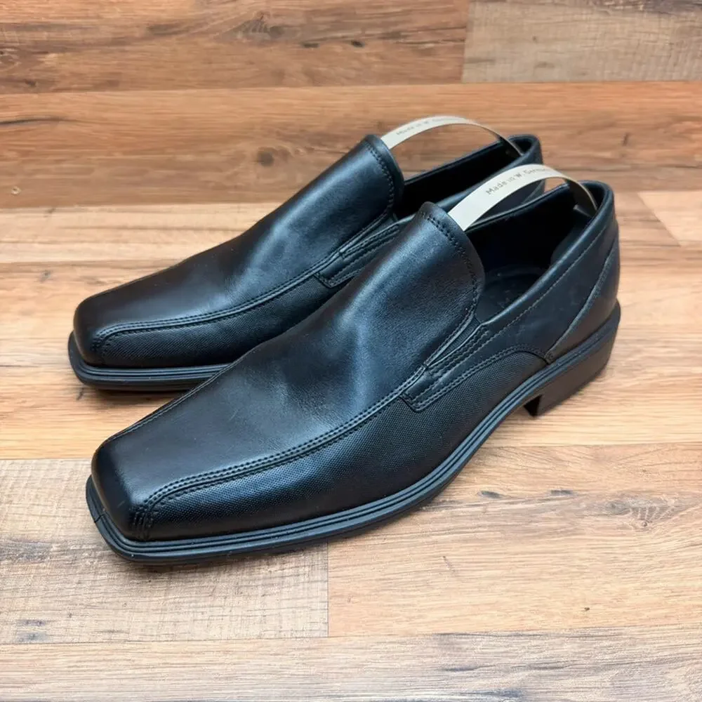 Ecco Johannesburg  men size 8/8.5 Shoes  loafers slip ons black leather